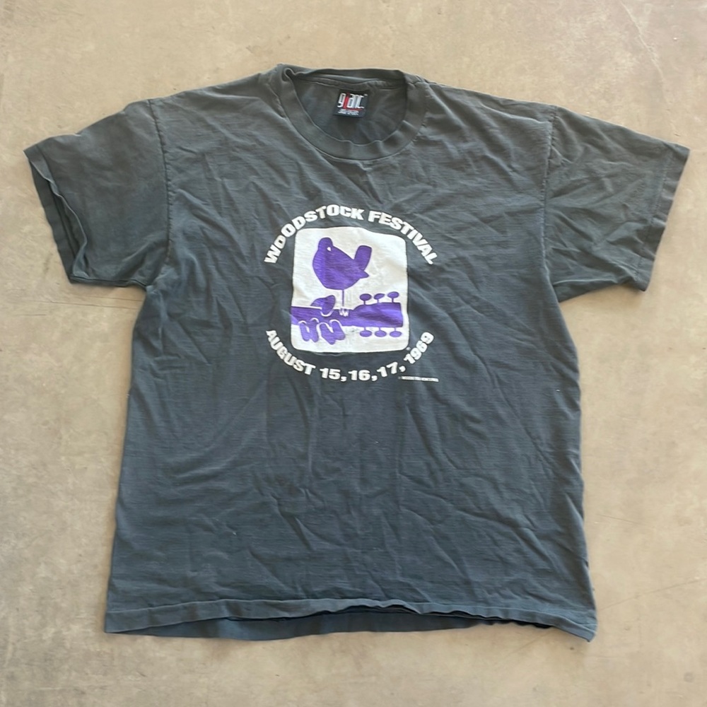 Vintage Woodstock tshirt Rock Roll Festival xl